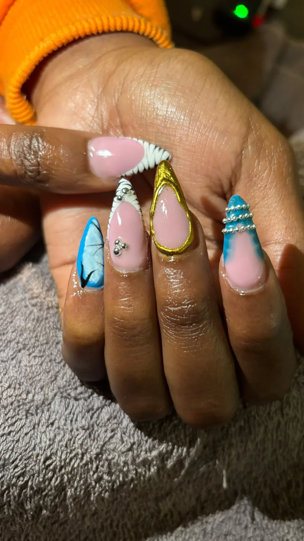 Nail set by Mona — Colour play